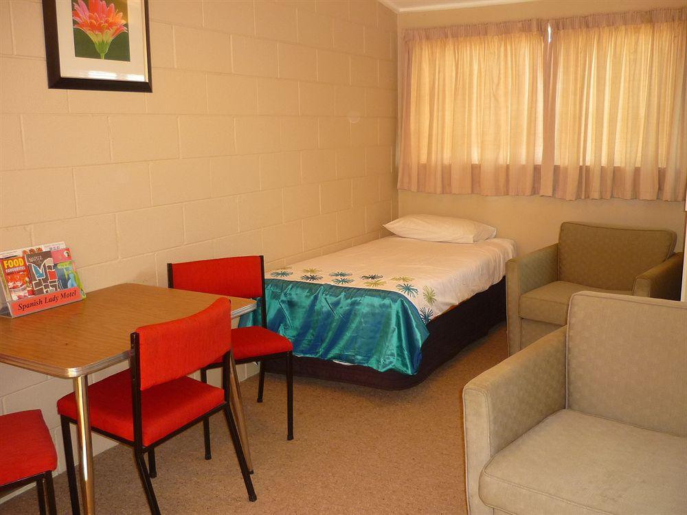 Spanish Lady Motel